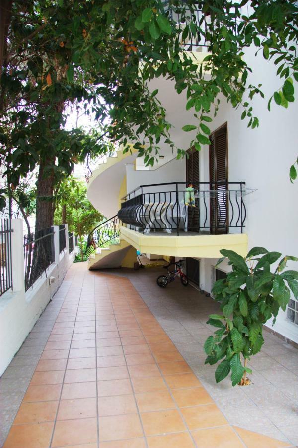 Marco'S Appartments Néa Potídea Kültér fotó